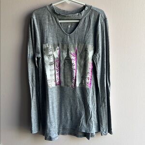 Gray Long Sleeve Girl’s Graphic Tee
